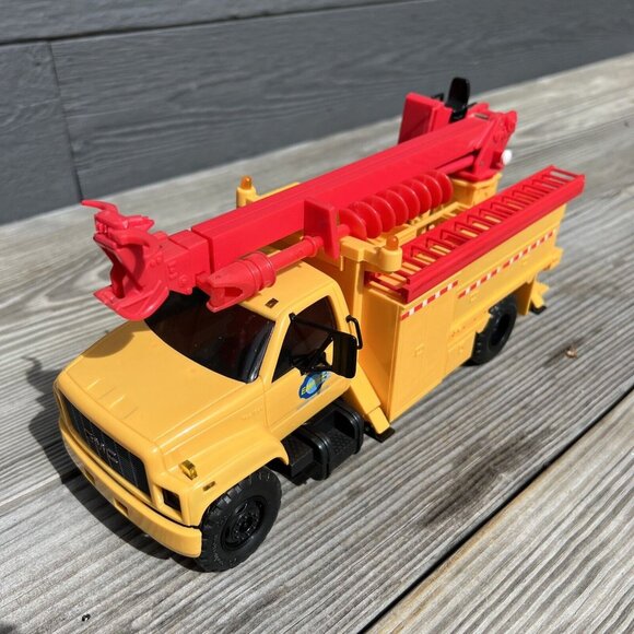 11" DG PRODUCTIONS -1996-2-1 Empire Pole Setter Truck Auger Digger Truck - Picture 4 of 16